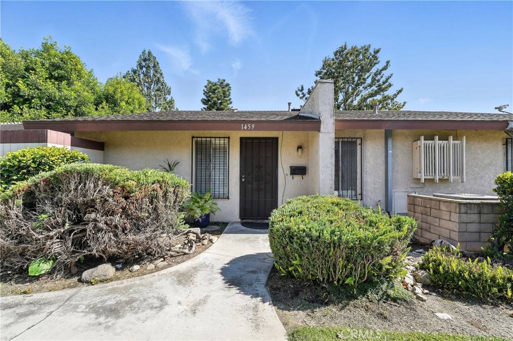 1459 Fredericks LN, Upland, CA 91786