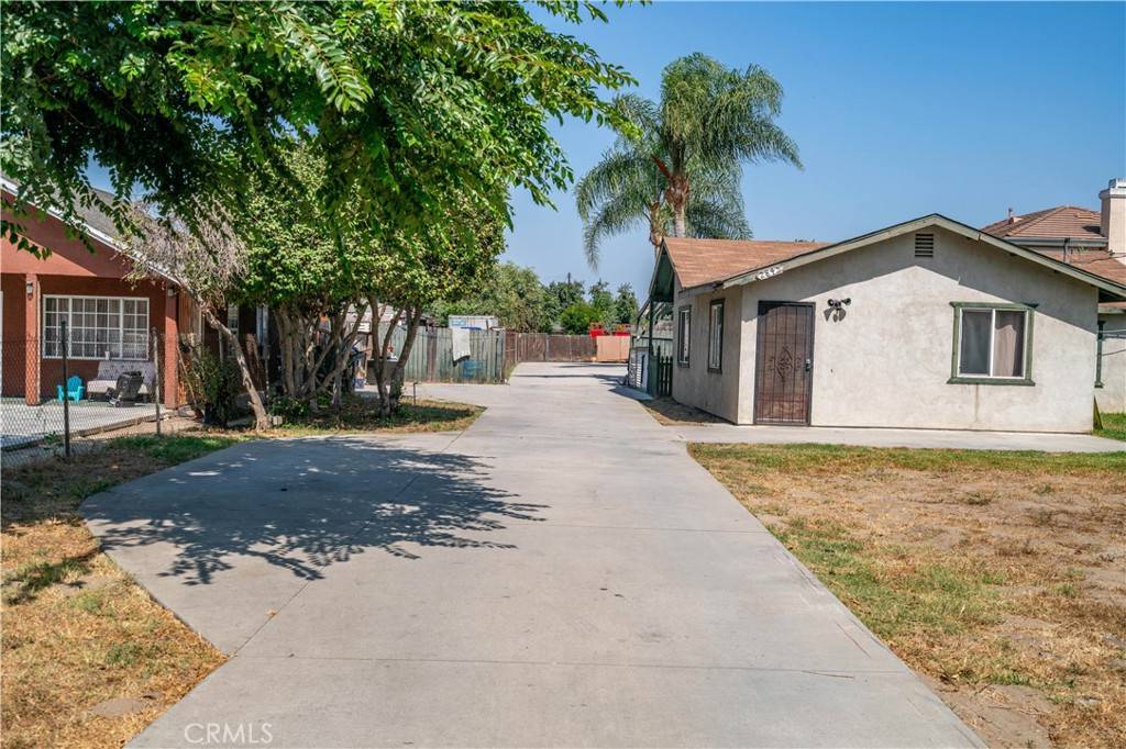 El Monte, CA 91732,2843 Parkway DR