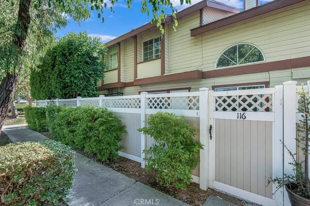8939 Gallatin RD #116, Pico Rivera, CA 90660
