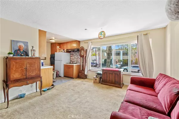 Long Beach, CA 90802,120 Alamitos AVE #14