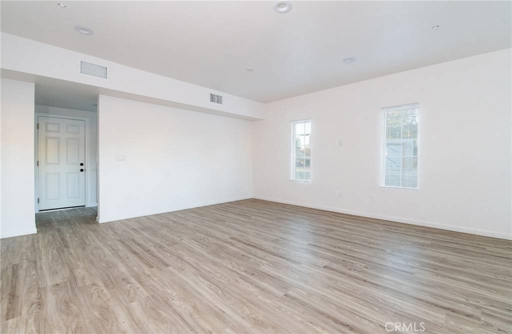 Simi Valley, CA 93063,5510 E Los Angeles AVE #9
