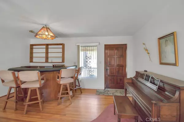 Downey, CA 90240,8346 Birchcrest RD