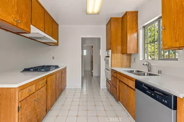 Montebello, CA 90640,511 E Los Amigos AVE
