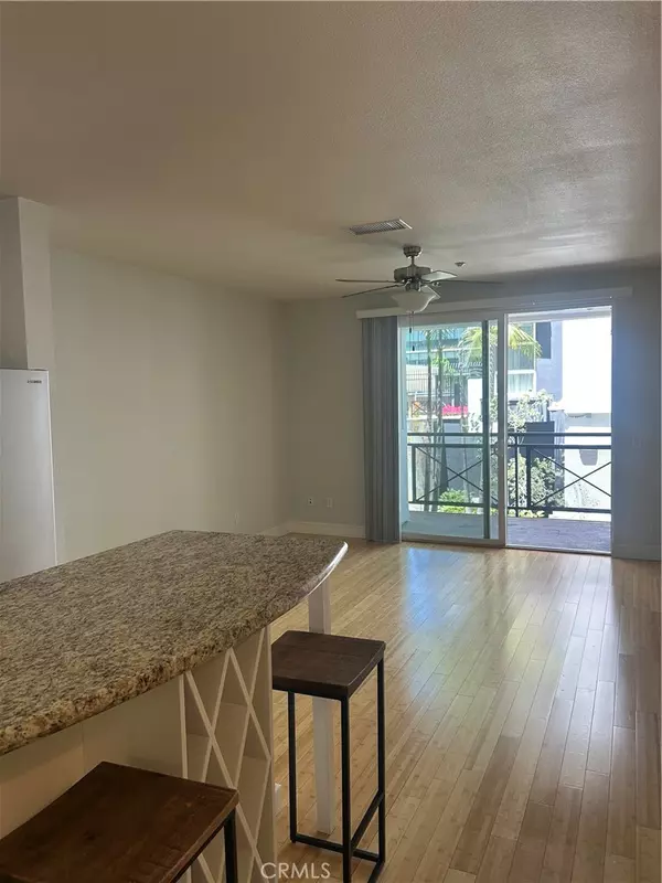 San Diego, CA 92101,525 11th AVE #1201