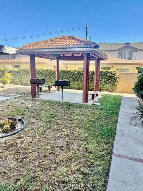 15311 Gundry AVE #16, Paramount, CA 90723