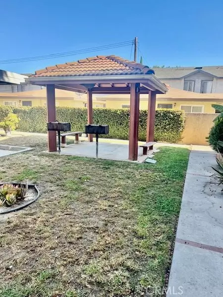 15311 Gundry AVE #16, Paramount, CA 90723