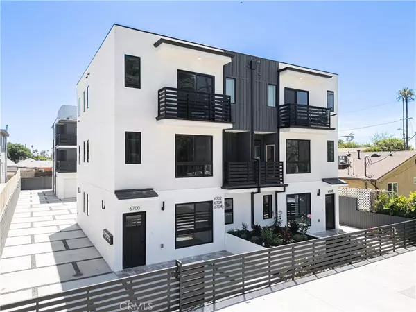 Van Nuys, CA 91405,6700 Kester AVE #2