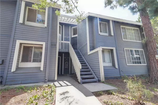 25613 Pine Creek LN, Wilmington, CA 90744