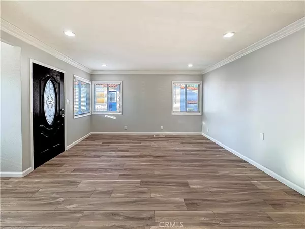 Montebello, CA 90640,324 Morris PL