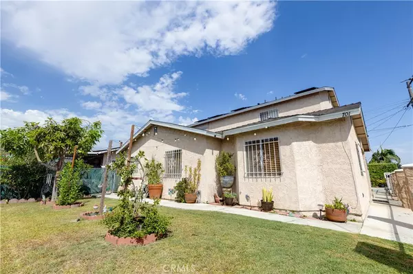 Compton, CA 90222,701 W 139th ST