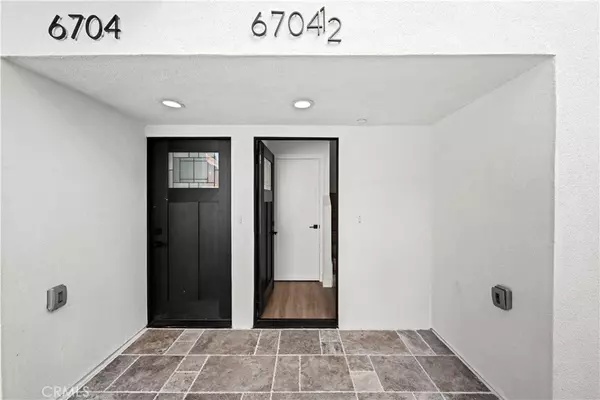 Van Nuys, CA 91405,6704 Kester AVE