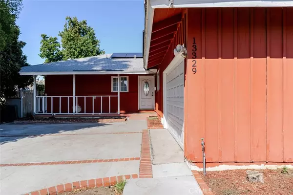 Arleta, CA 91331,13329 Chase ST