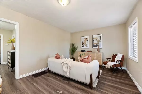 Lynwood, CA 90262,3100 Los Flores