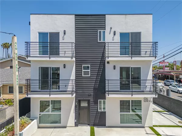 Toluca Lake, CA 91601,5218 Auckland AVE