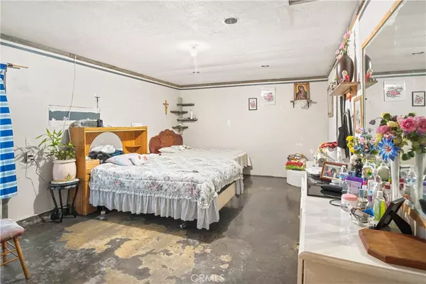 Atwater, CA 95301,2902 Secretariat DR