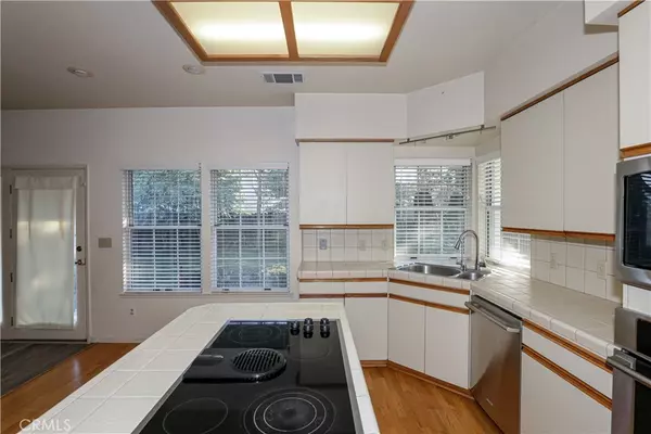 Merced, CA 95340,1582 Buena Ventura DR