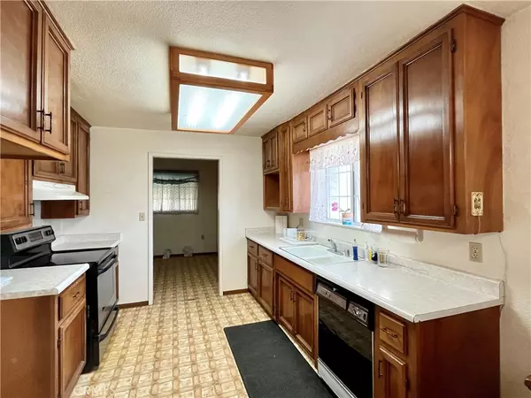 Turlock, CA 95380,2900 Curtion AVE