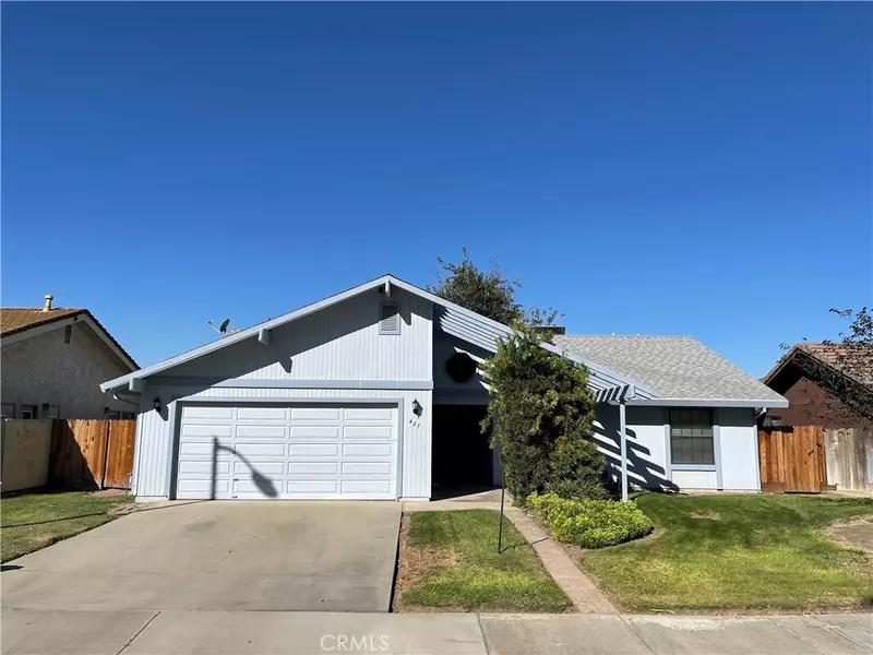 427 N Santa Monica ST, Los Banos, CA 93635