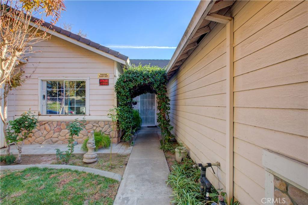 Riverbank, CA 95367,7026 Prestwick DR