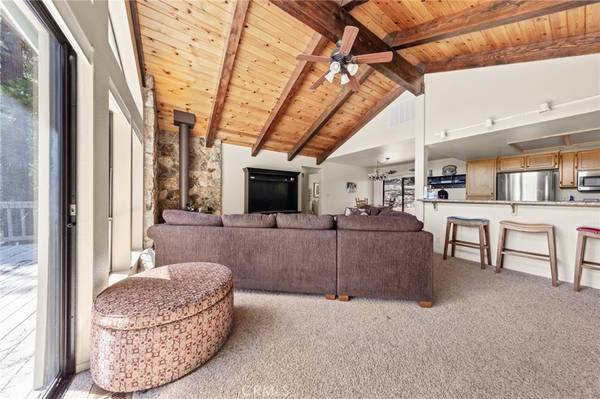 Lake Almanor, CA 96137,6885 Almanor Lake Estates DR