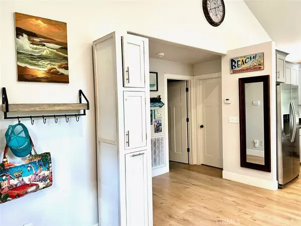 Felton, CA 95018,833 Skyline DR