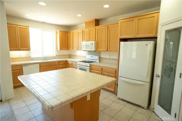 Merced, CA 95340,3877 Perez DR