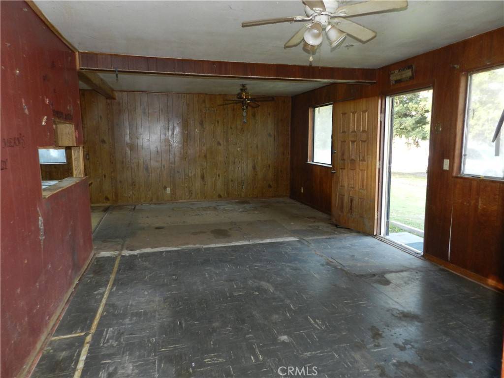 Cressey, CA 95312,9855 Crocker AVE