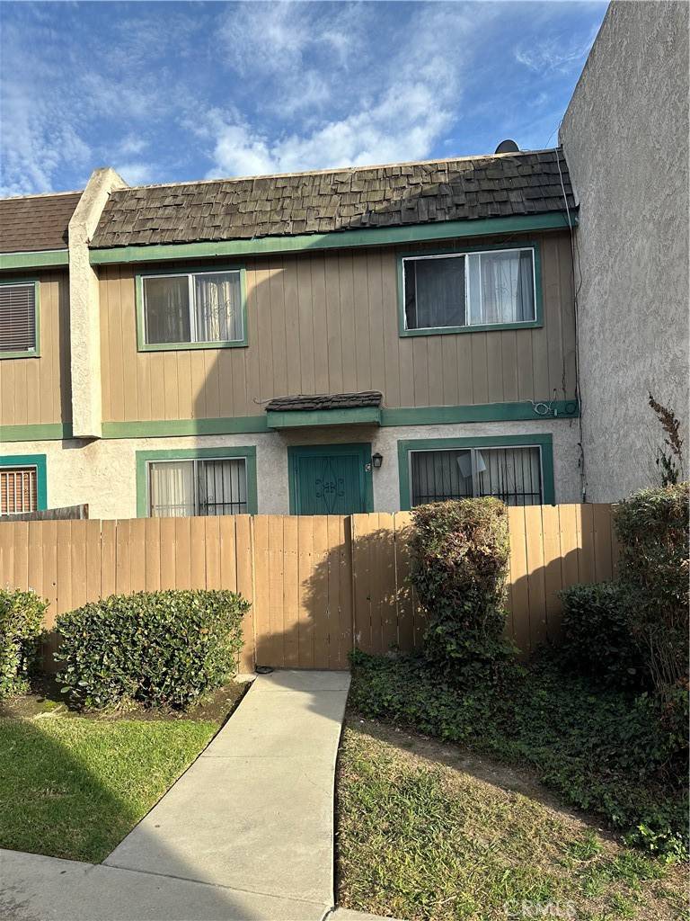 Compton, CA 90220,155 S Wilmington AVE #C