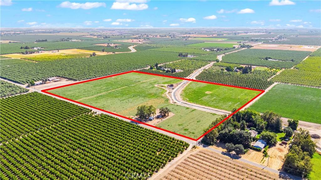 8340 West LN, Winton, CA 95388