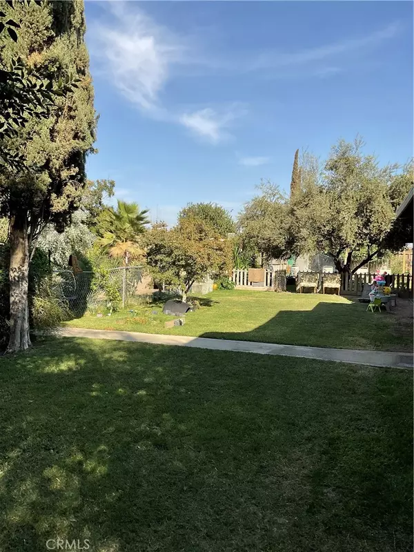 Visalia, CA 93291,30500 Road 72, #A