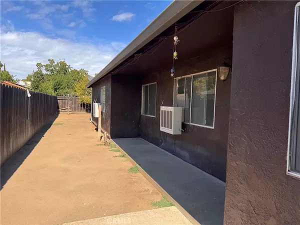 Merced, CA 95341,527 Seville WAY