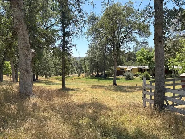 Mariposa, CA 95338,4958 Pegleg RD
