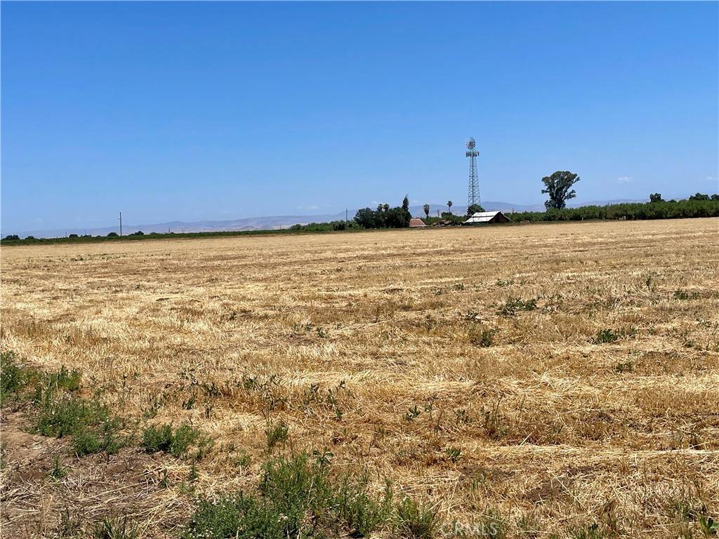 Le Grand, CA 95333,8729 Mariposa WAY
