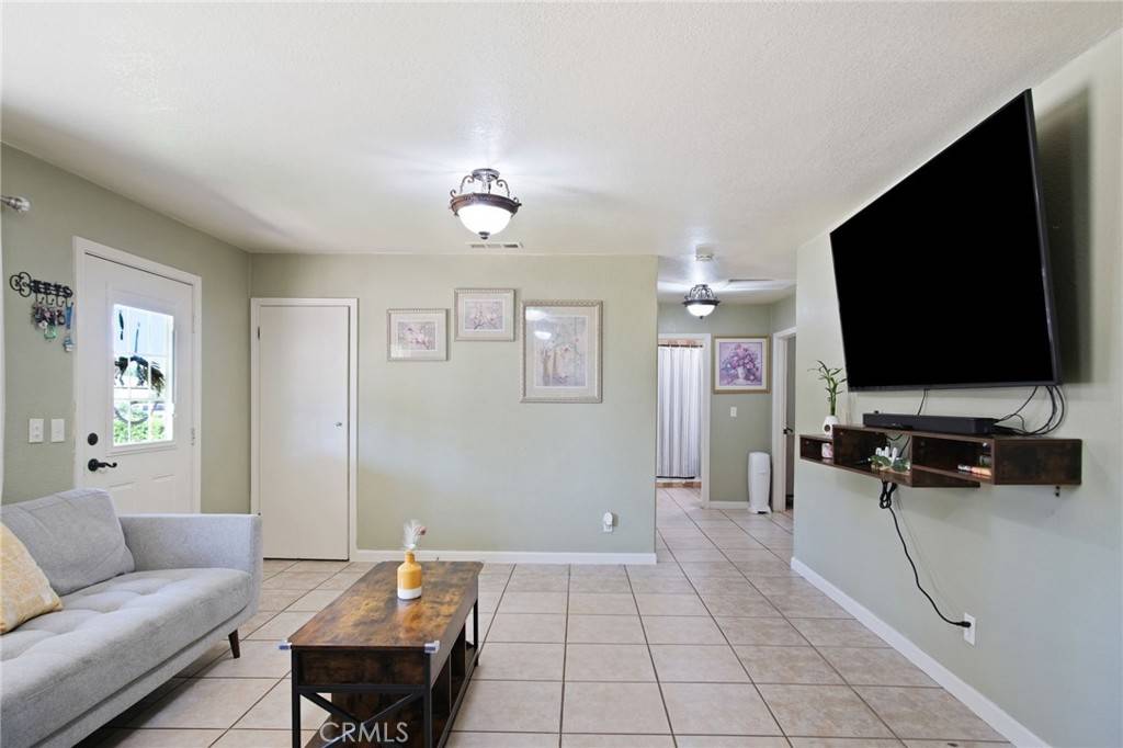 Winton, CA 95388,7638 Walnut AVE