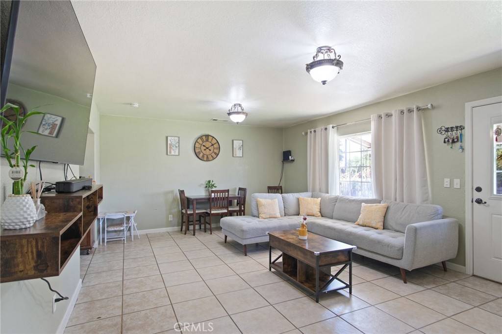 Winton, CA 95388,7638 Walnut AVE