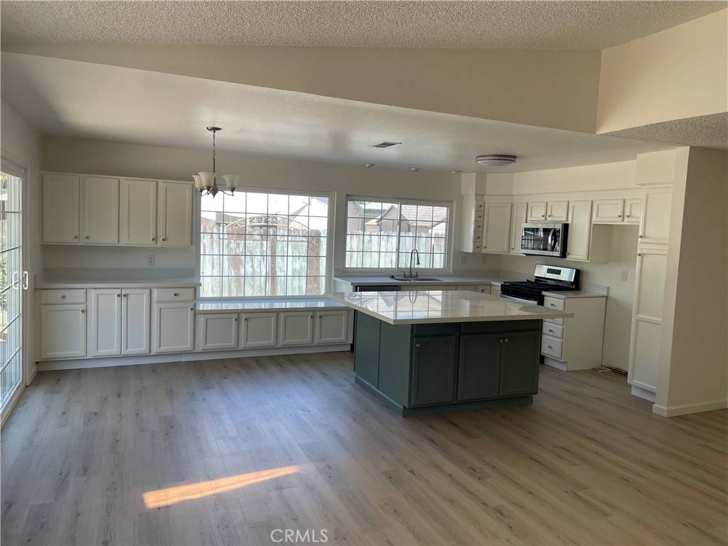 Merced, CA 95340,873 Amador Ct.