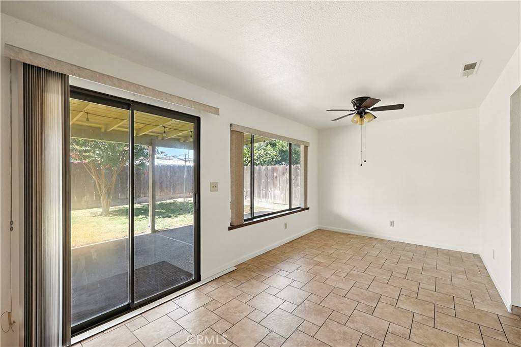Atwater, CA 95301,166 E Holly AVE
