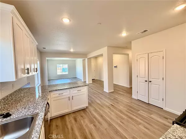 Chowchilla, CA 93610,428 Oleander CT