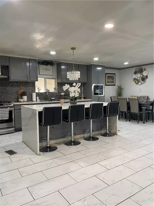 Winton, CA 95301,7161 Bobbie Ave