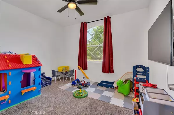 Lemoore, CA 93245,653 Visconti ST