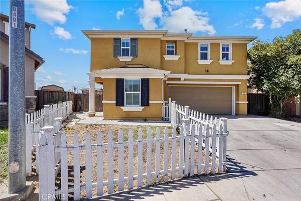 1026 Papaya ST, Madera, CA 93638