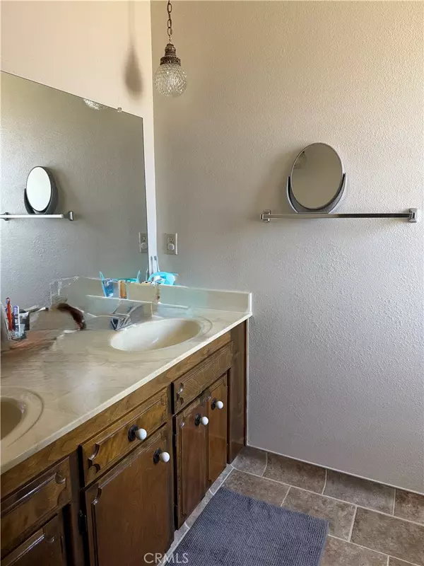 Chowchilla, CA 93610,521 Adams DR