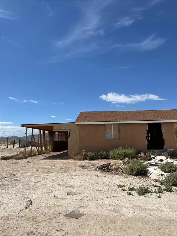 14588 Locust, Lucerne Valley, CA 92356