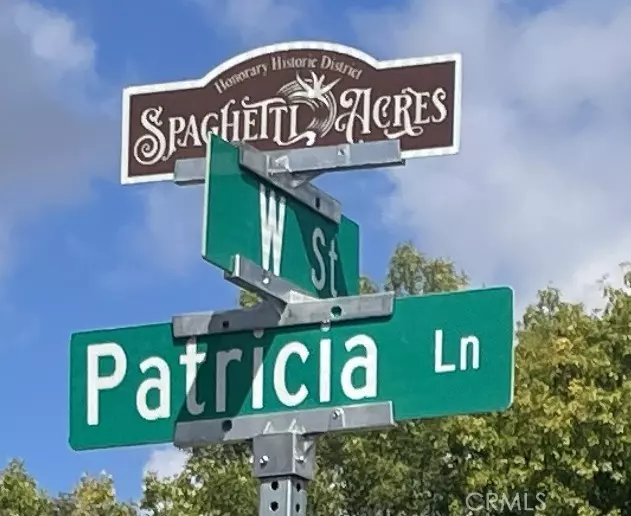 2215 W, Merced, CA 95340