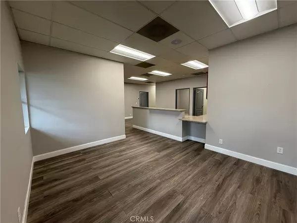 Merced, CA 95348,3321 M ST #B