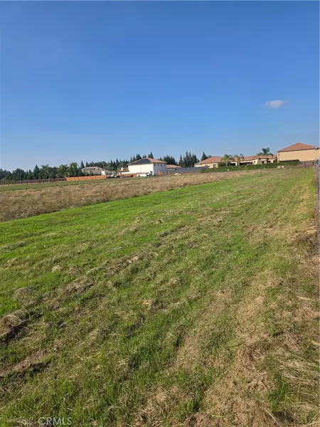 0 Queen Elizabeth, Atwater, CA 95301