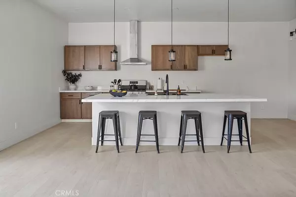 Merced, CA 95340,693 Kibby