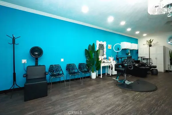 Modesto, CA 95350,1009 McHenry AVE