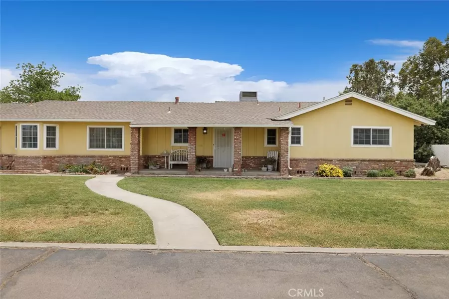 23491 Valeta Dr., Chowchilla, CA 93610