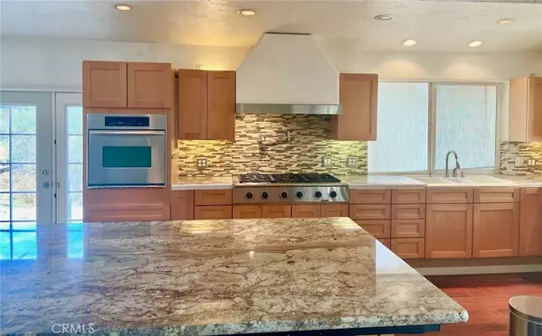 Coarsegold, CA 93614,42176 Titan CT